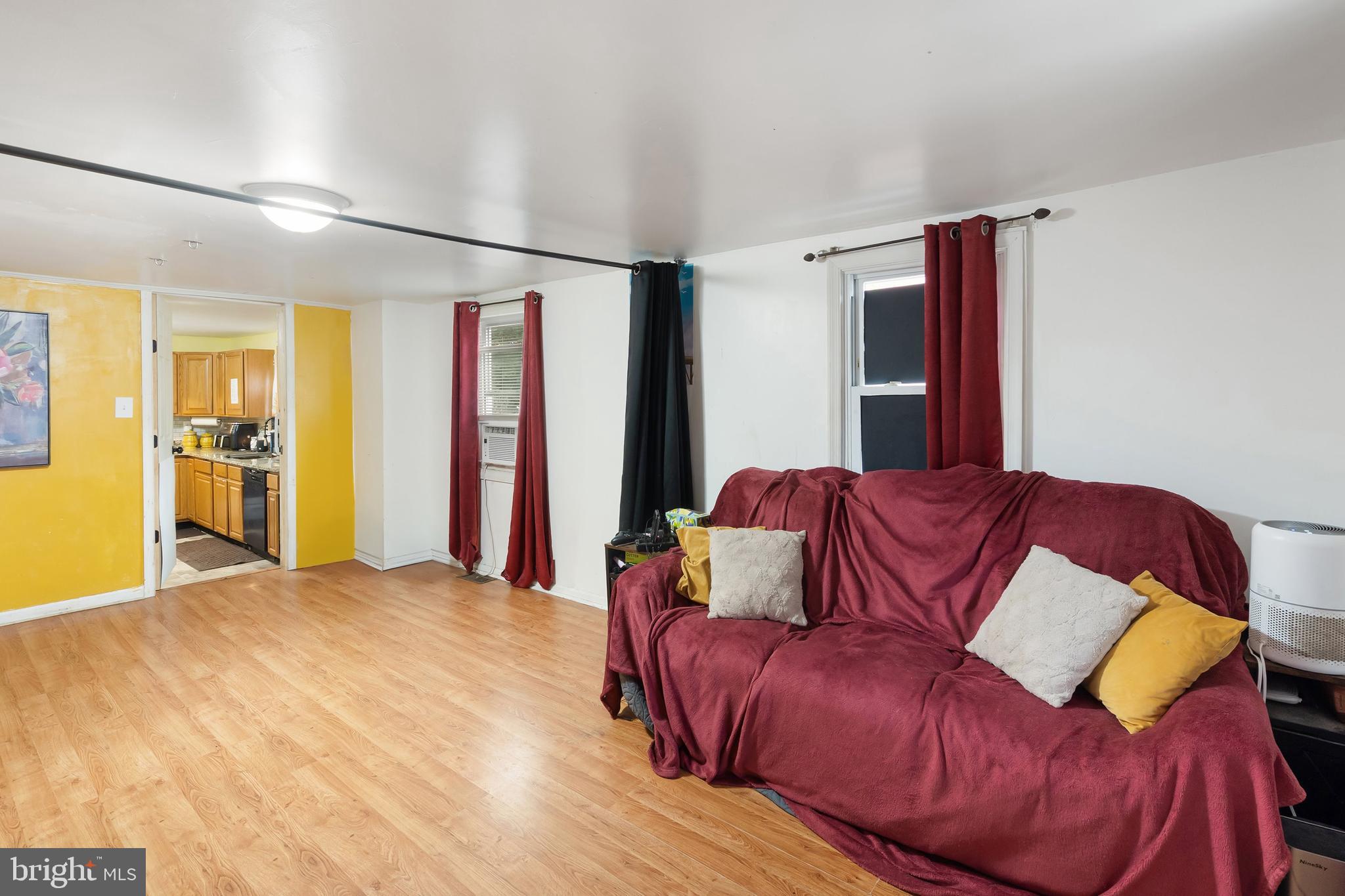 137 Risdon Street Mount Holly, NJ 08060 - Photo 5 of 18 Gallery Image 5