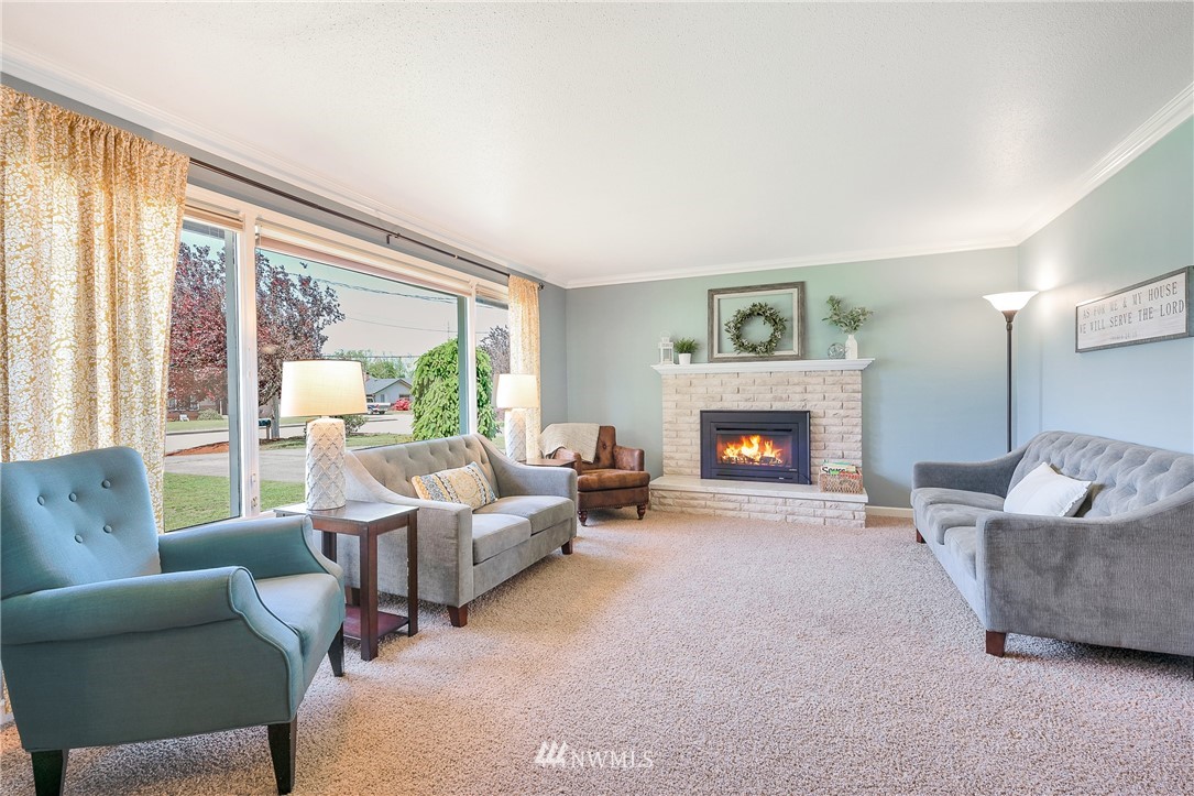8602 Bender Road Lynden, WA 98264 - Photo 3 of 25 Gallery Image 3