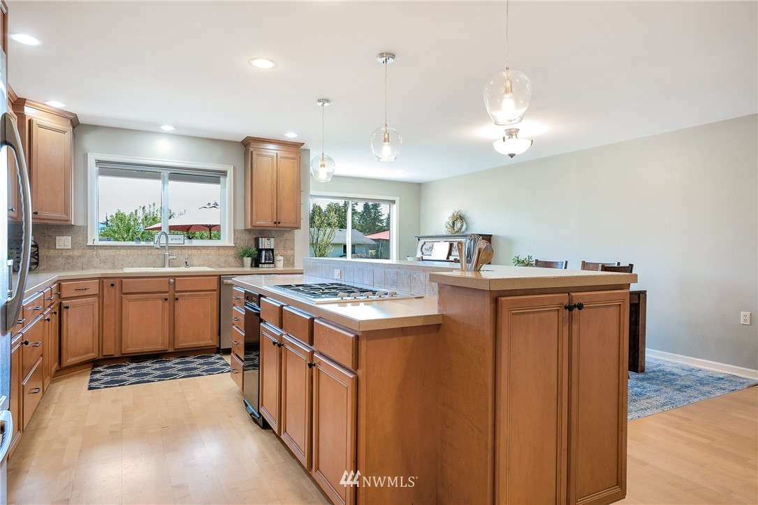 8602 Bender Road Lynden, WA 98264 - Photo 8 of 25 Gallery Image 8