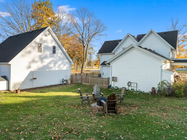 $399,900 | 35500 Washington Avenue, Rochester, WI 53105