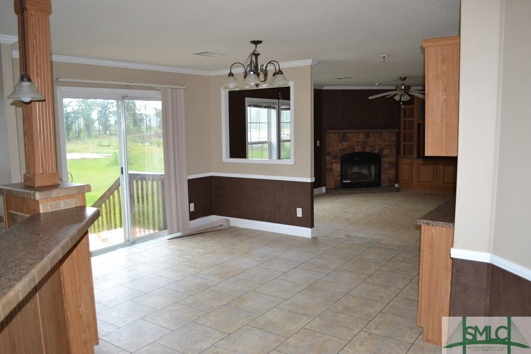 425 Charles Shuman Road Pembroke, GA 31321 - Photo 3 of 20 Dining Area