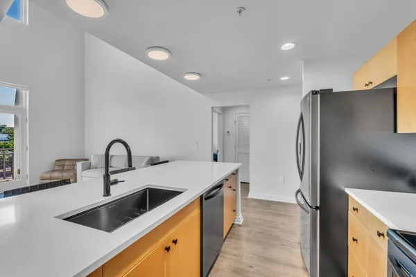 $585,000 | 1101 18th Avenue South, Unit 610, Nashville, TN 37212