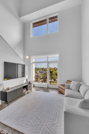 $585,000 | 1101 18th Avenue South, Unit 610, Nashville, TN 37212