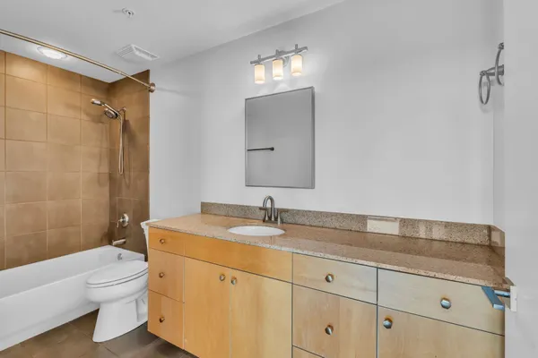 $585,000 | 1101 18th Avenue South, Unit 610, Nashville, TN 37212