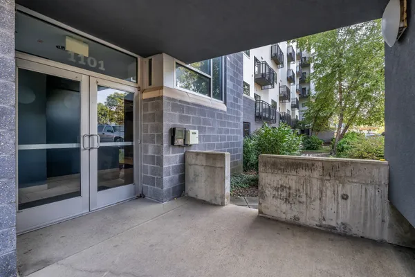 $585,000 | 1101 18th Avenue South, Unit 610, Nashville, TN 37212