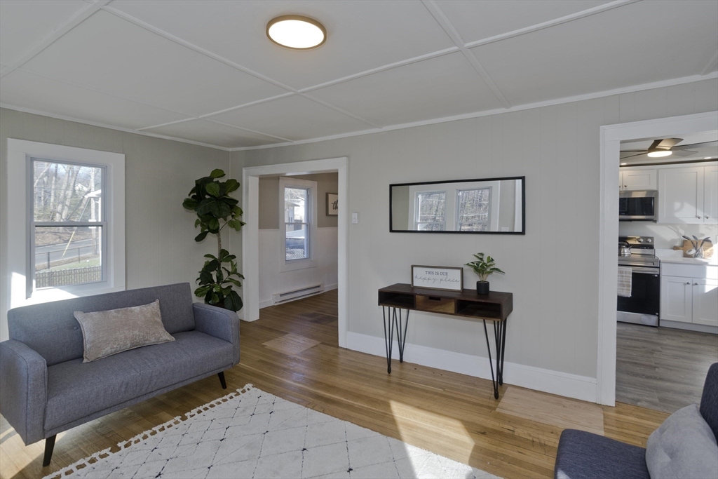 6 Bremen Street Springfield, MA 01108 - Photo 15 of 30