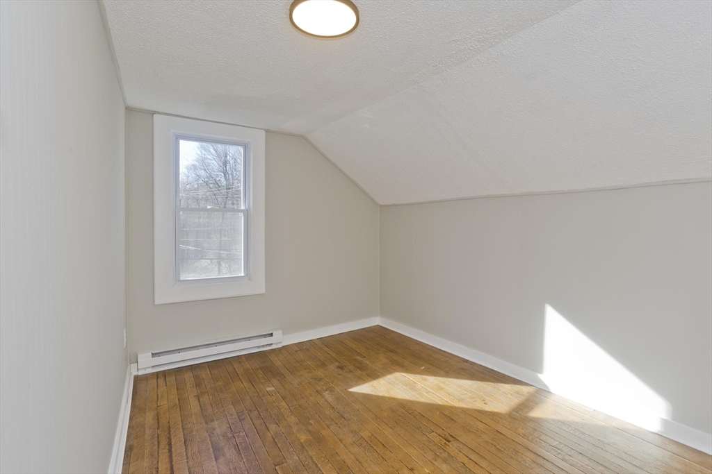 6 Bremen Street Springfield, MA 01108 - Photo 25 of 30
