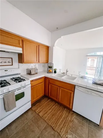 $449,000 | 610 Sunrise Drive, Unit 5B, Santa Maria, CA 93455