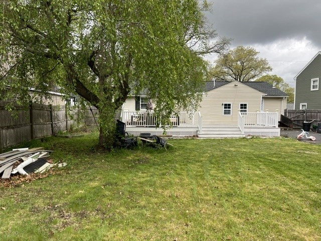 289 Burnham Road Lowell, MA 01852 - Photo 2 of 22