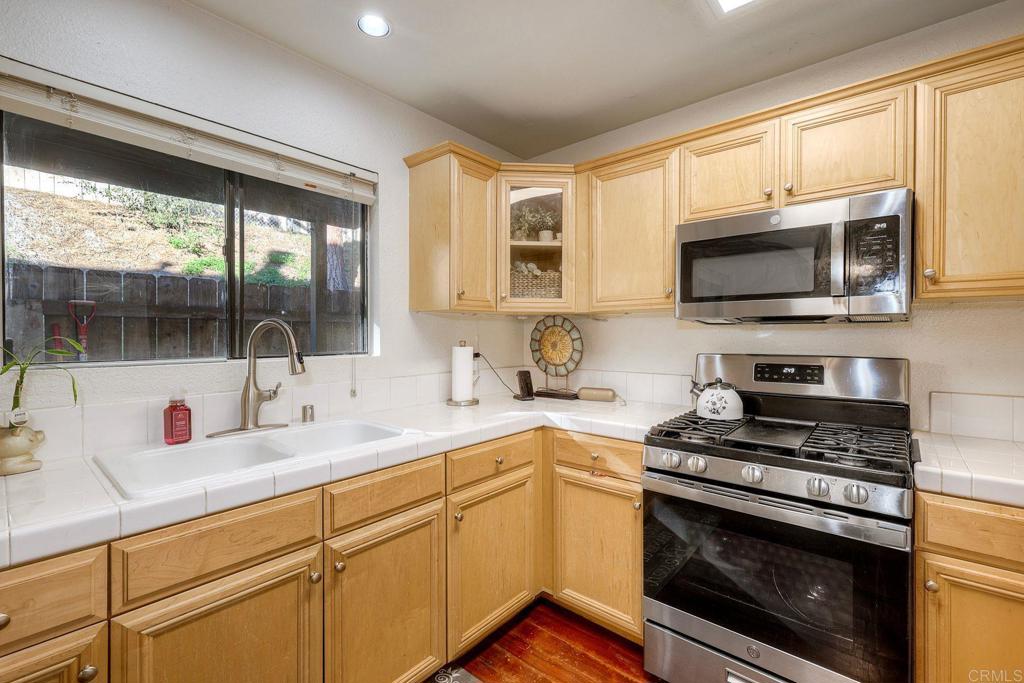 2644 Alpine Boulevard, Unit B Alpine, CA 91901 - Photo 12 of 28