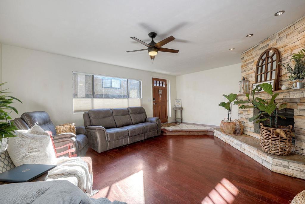 2644 Alpine Boulevard, Unit B Alpine, CA 91901 - Photo 4 of 28