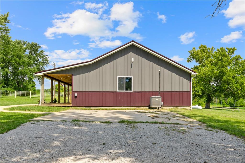 395 Northwest 1101st Road Centerview, MO 64019 - Photo 64 of 79 Gallery Image 64
