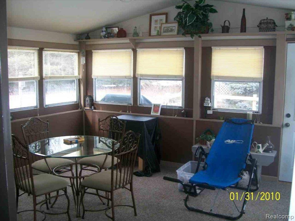 1555 Kurtz Road Holly, MI 48442 - Photo 6 of 8 kurtzsunrm
