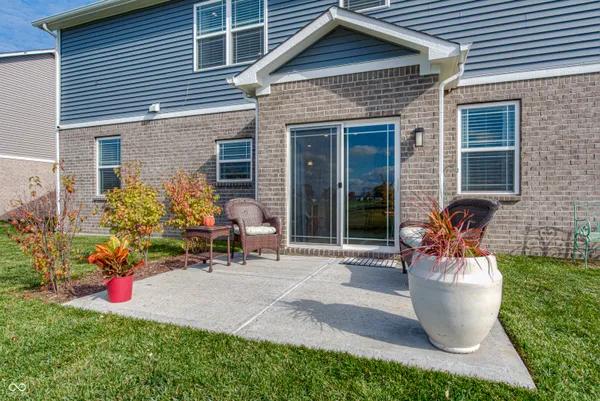 $460,000 | 70 Freeman Street, Whiteland, IN 46184