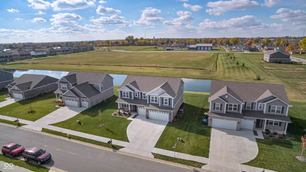 $460,000 | 70 Freeman Street, Whiteland, IN 46184