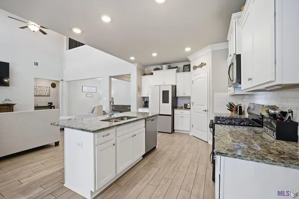 $418,000 | 8827 Tatler Street, Denham Springs, LA 70706