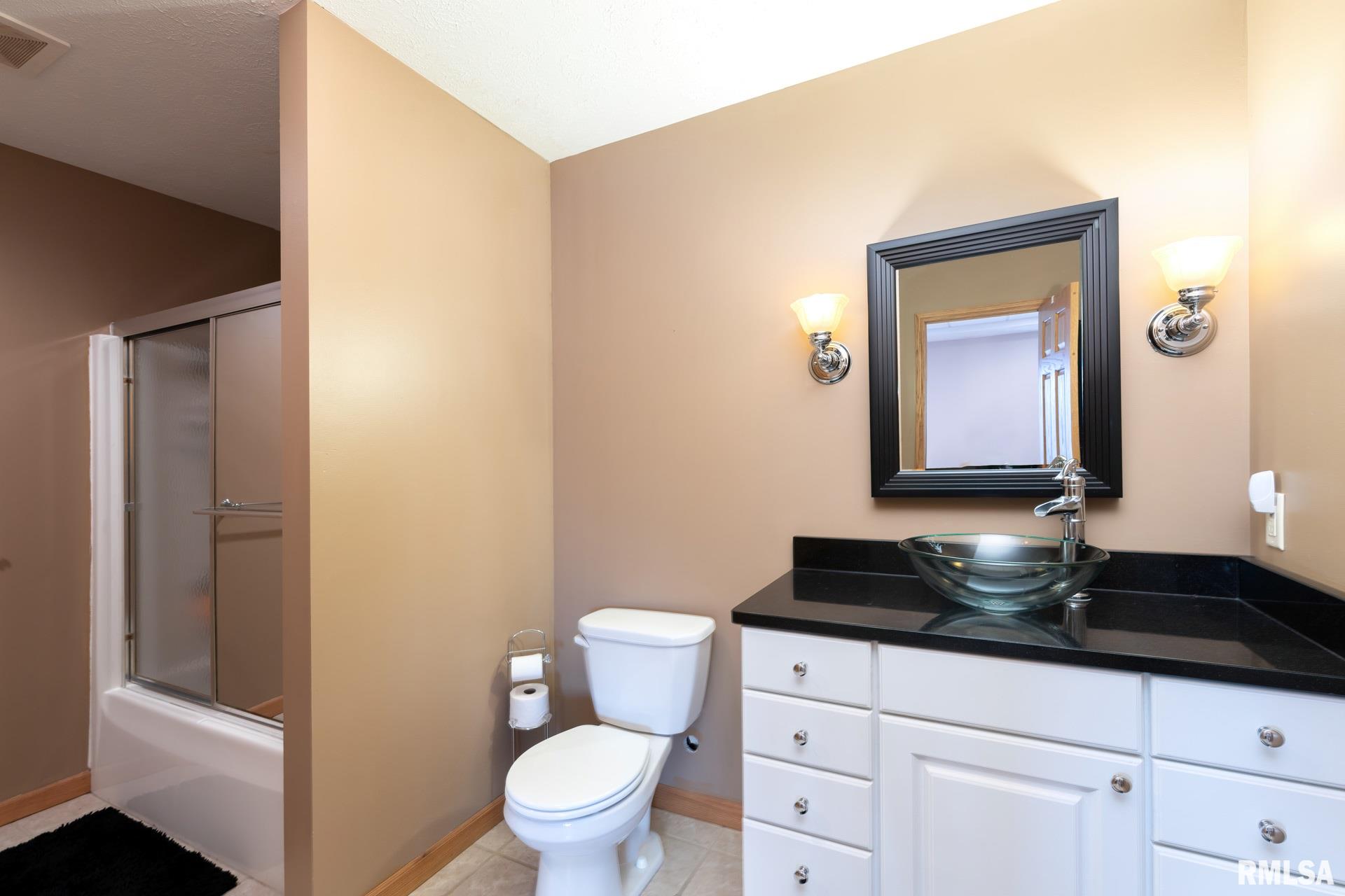 7000 Jersey Ridge Road Davenport, IA 52807 - Photo 34 of 49 Gallery Image 34