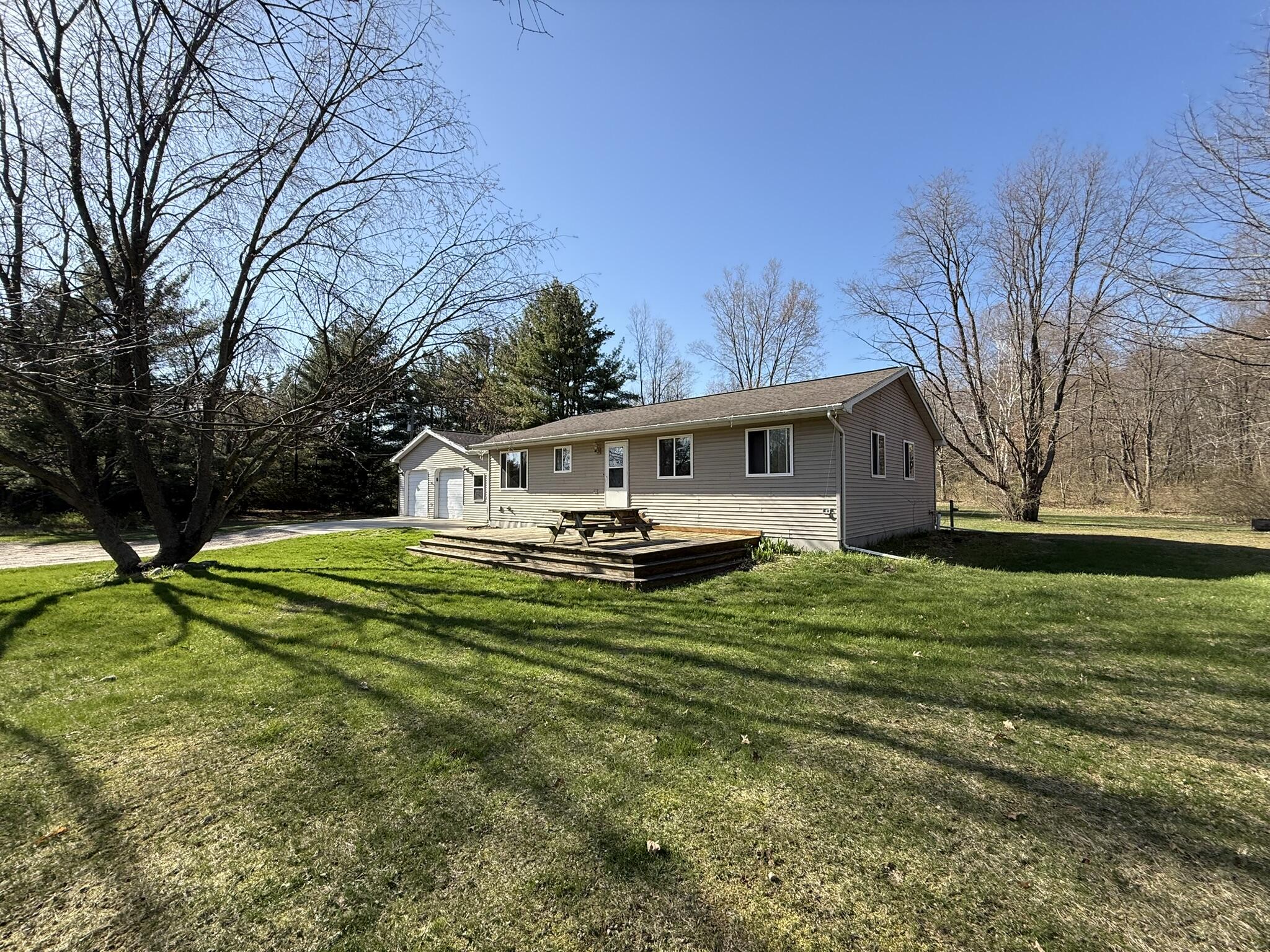 4344 7 Mile Road Remus, MI 49340 - Photo 32 of 32 32.FrontRight (2)