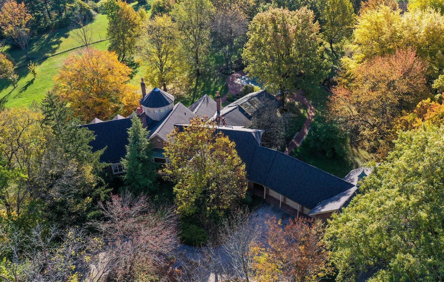 9125 Cunningham Road Cincinnati, OH 45243 - Photo 3 of 50
