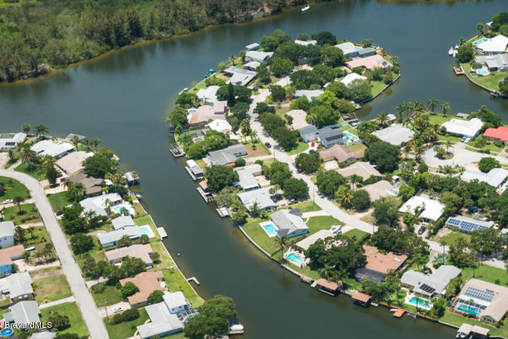 1155 Samar Road Cocoa Beach, FL 32931 - Photo 9 of 10 Easy access to the river...