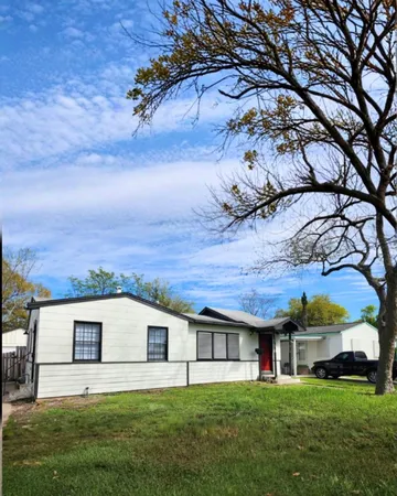 $1,450 | 1106 12th 1/2 Street North, Texas City, TX 77590
