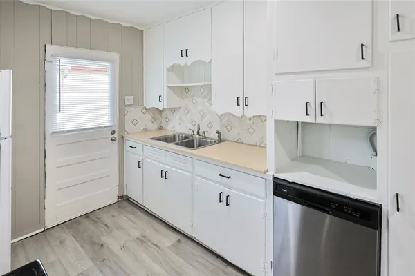 $1,450 | 1106 12th 1/2 Street North, Texas City, TX 77590