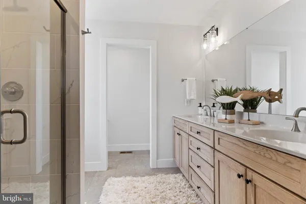 a view of walk in closet