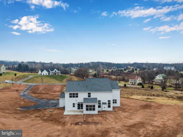 $826,500 | 302 Cedar Road, Dillsburg, PA 17019