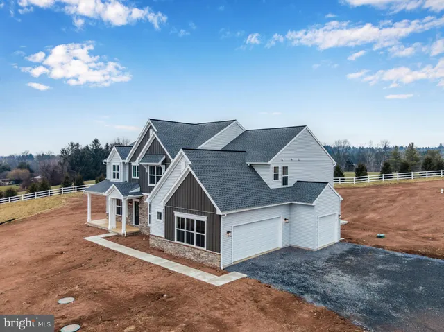 $826,500 | 302 Cedar Road, Dillsburg, PA 17019