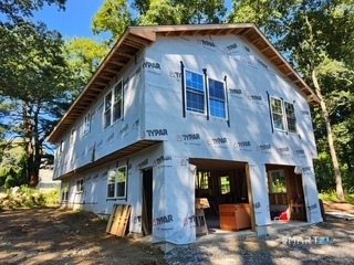 15 Old Oak Road Norwich, CT 06360 - Photo 2 of 7 Gallery Image 2