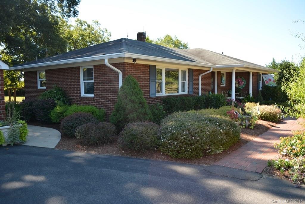 9453 Flowes Store Road Midland, NC 28107 - Photo 3 of 23 Gallery Image 3