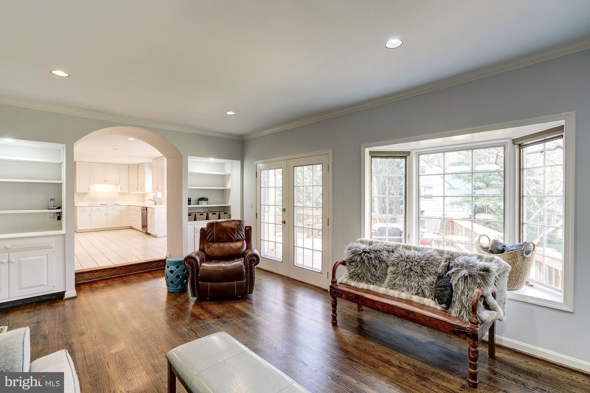 7913 Foxhound Road McLean, VA 22102 - Photo 13 of 37 Family Room