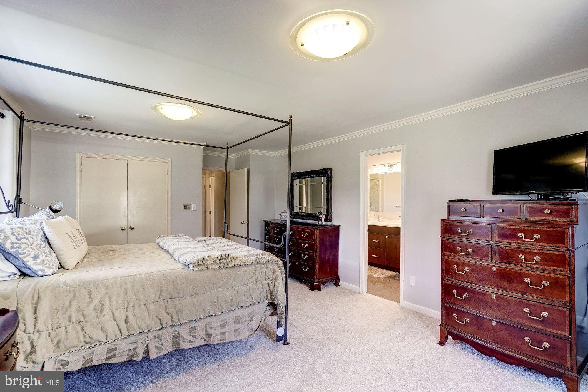 7913 Foxhound Road McLean, VA 22102 - Photo 17 of 37 Master Bedroom