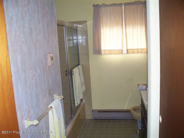 208 Tuthill Road Waymart, PA 18472 - Photo 4 of 6