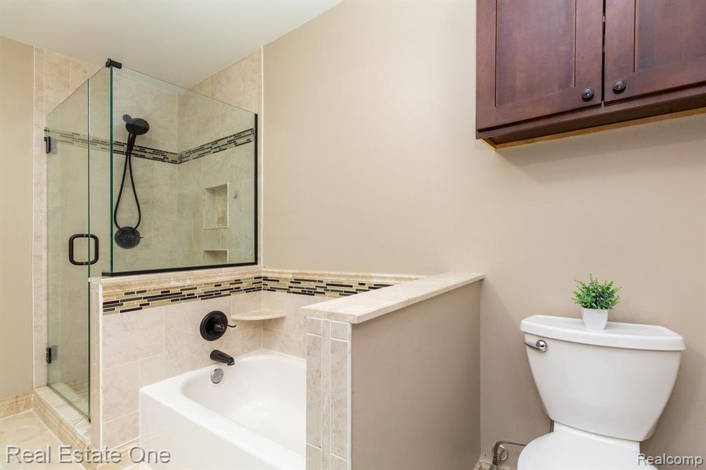 2236 Oklahoma Avenue Rochester Hills, MI 48309 - Photo 29 of 57