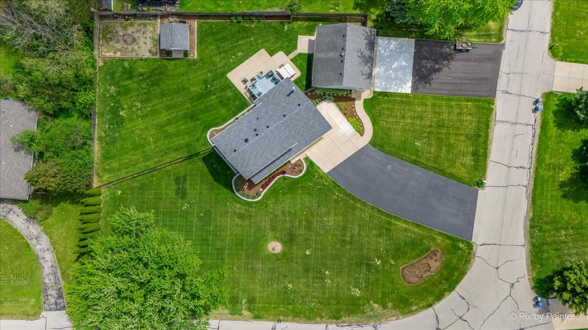 37W150 Olwin Avenue Elgin, IL 60124 - Photo 10 of 48