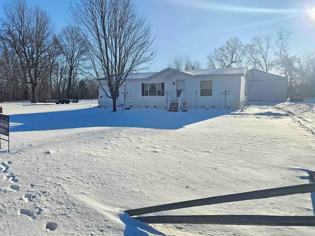 $255,000 | 523 County Highway East, Grand Marsh, WI 53936