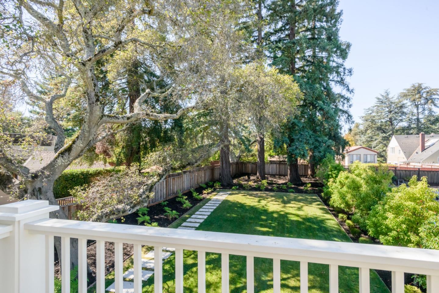 421 Hillcrest Road San Mateo, CA 94402 - Photo 18 of 33 a view of a yard with plants and trees