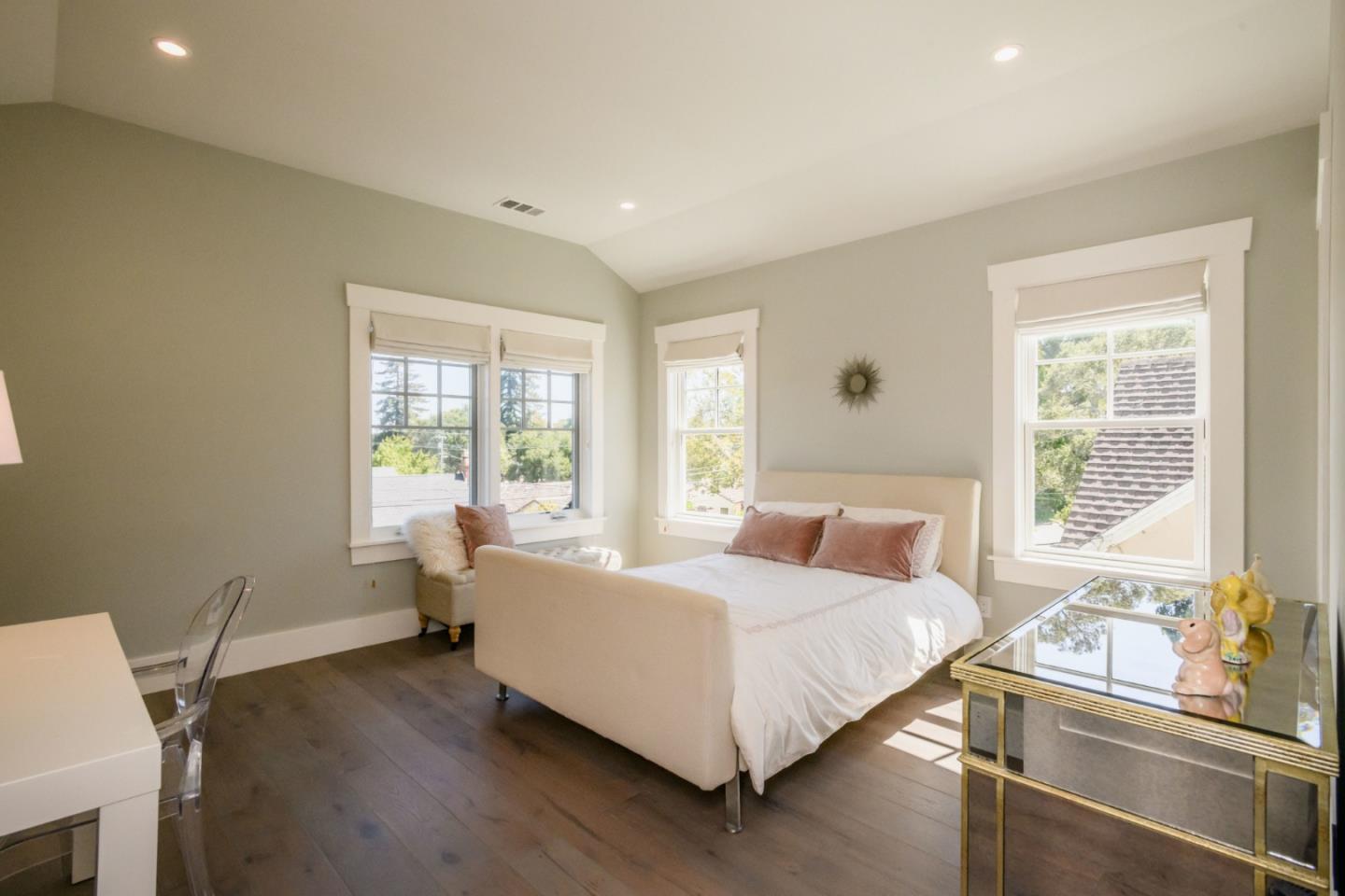 421 Hillcrest Road San Mateo, CA 94402 - Photo 22 of 33 a bedroom with a bed and a large window