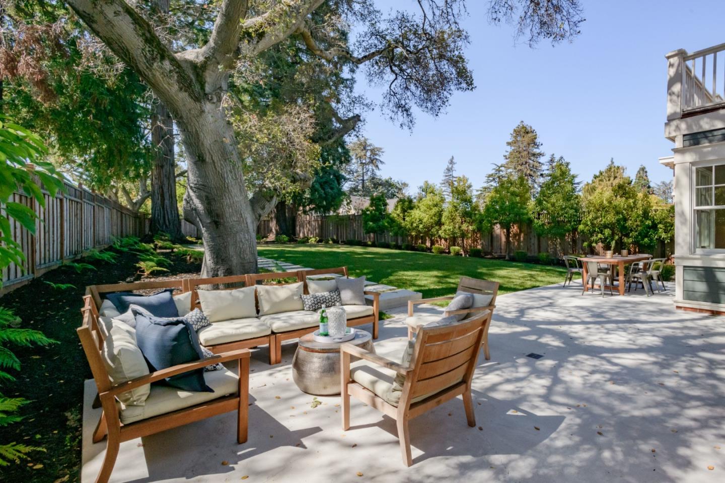 421 Hillcrest Road San Mateo, CA 94402 - Photo 29 of 33 a backyard of a house with outdoor seating