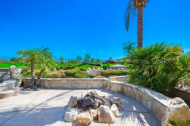 $1,195,000 | 400 Tomahawk Drive, Palm Desert, CA 92211