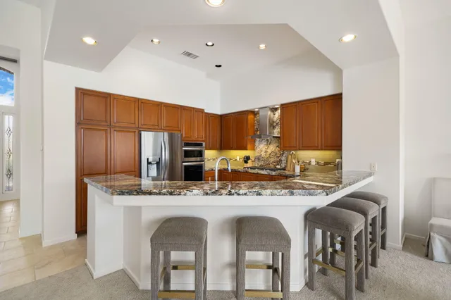 $1,195,000 | 400 Tomahawk Drive, Palm Desert, CA 92211
