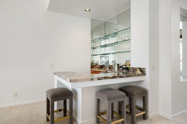 $1,195,000 | 400 Tomahawk Drive, Palm Desert, CA 92211