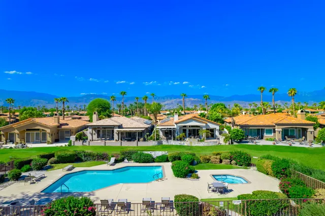$1,195,000 | 400 Tomahawk Drive, Palm Desert, CA 92211