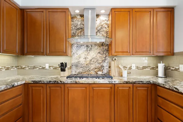 $1,195,000 | 400 Tomahawk Drive, Palm Desert, CA 92211