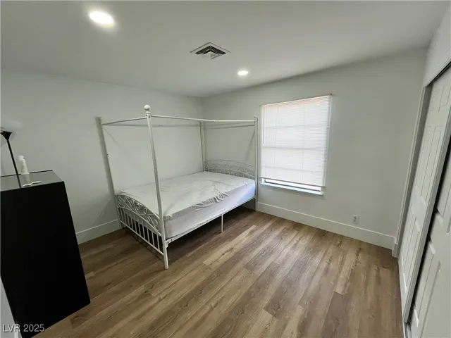 $2,699 | 6191 Bullion Boulevard, Las Vegas, NV 89103