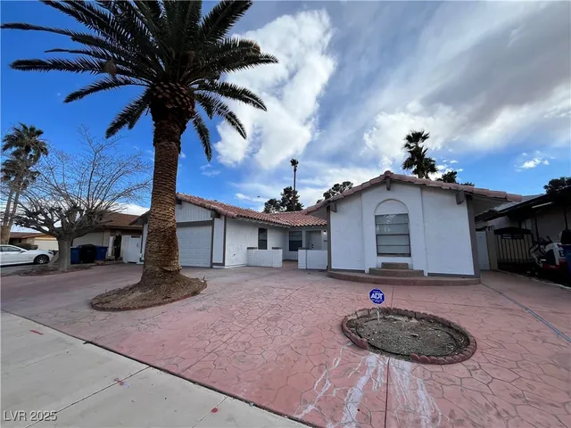 $2,699 | 6191 Bullion Boulevard, Las Vegas, NV 89103