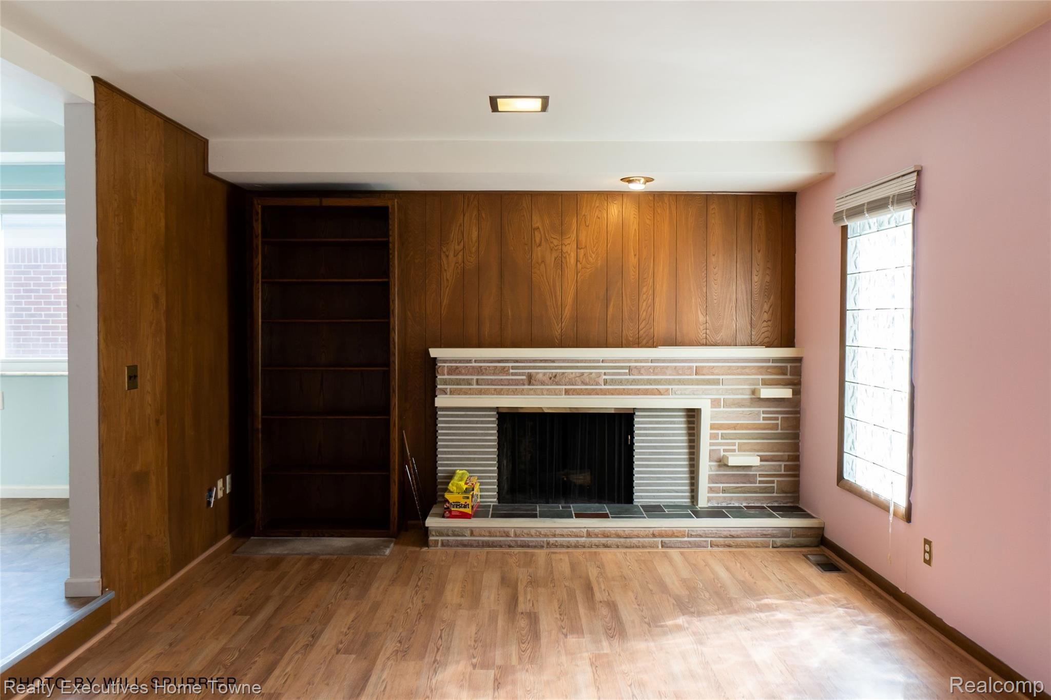 11420 Racine Road Warren, MI 48093 - Photo 16 of 35 Den(1).jpg