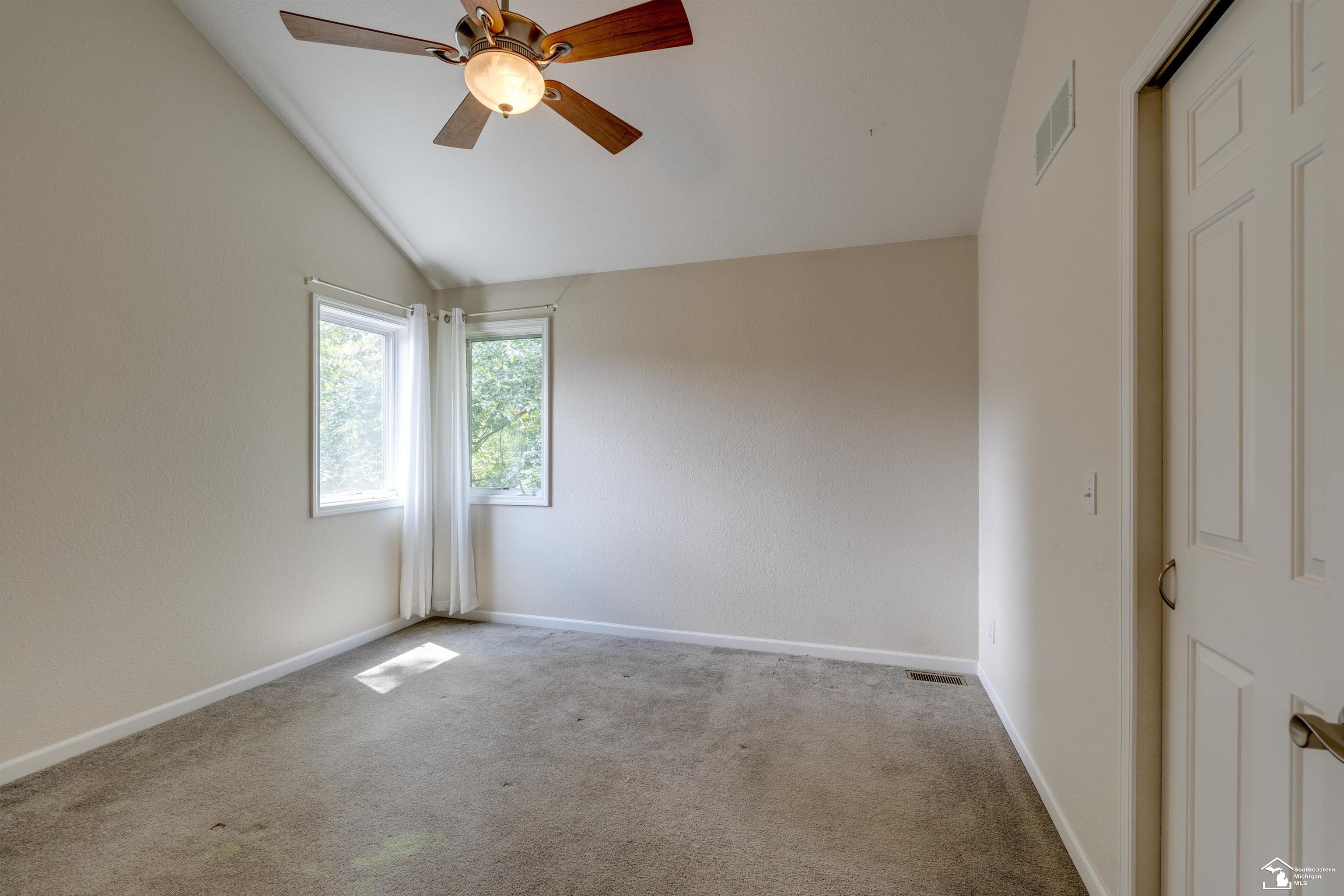 6773 Lockmill Road Temperance, MI 48182 - Photo 31 of 47