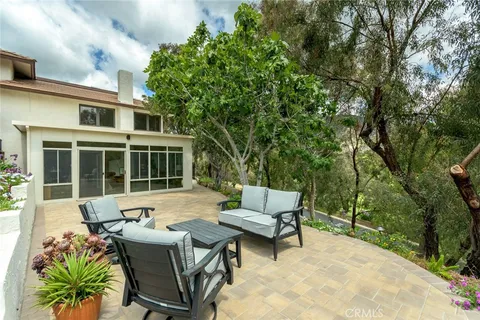$1,450,000 | 720 Starlight Heights Drive, La Canada Flintridge, CA 91011